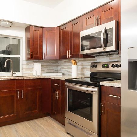 New Star Suite Two North Miami Beach Dış mekan fotoğraf